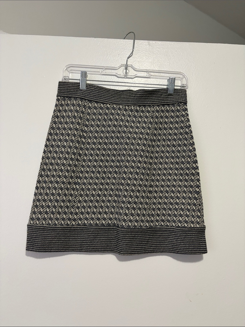 Diane Von Furstenberg Black and Grey Knit Skirt